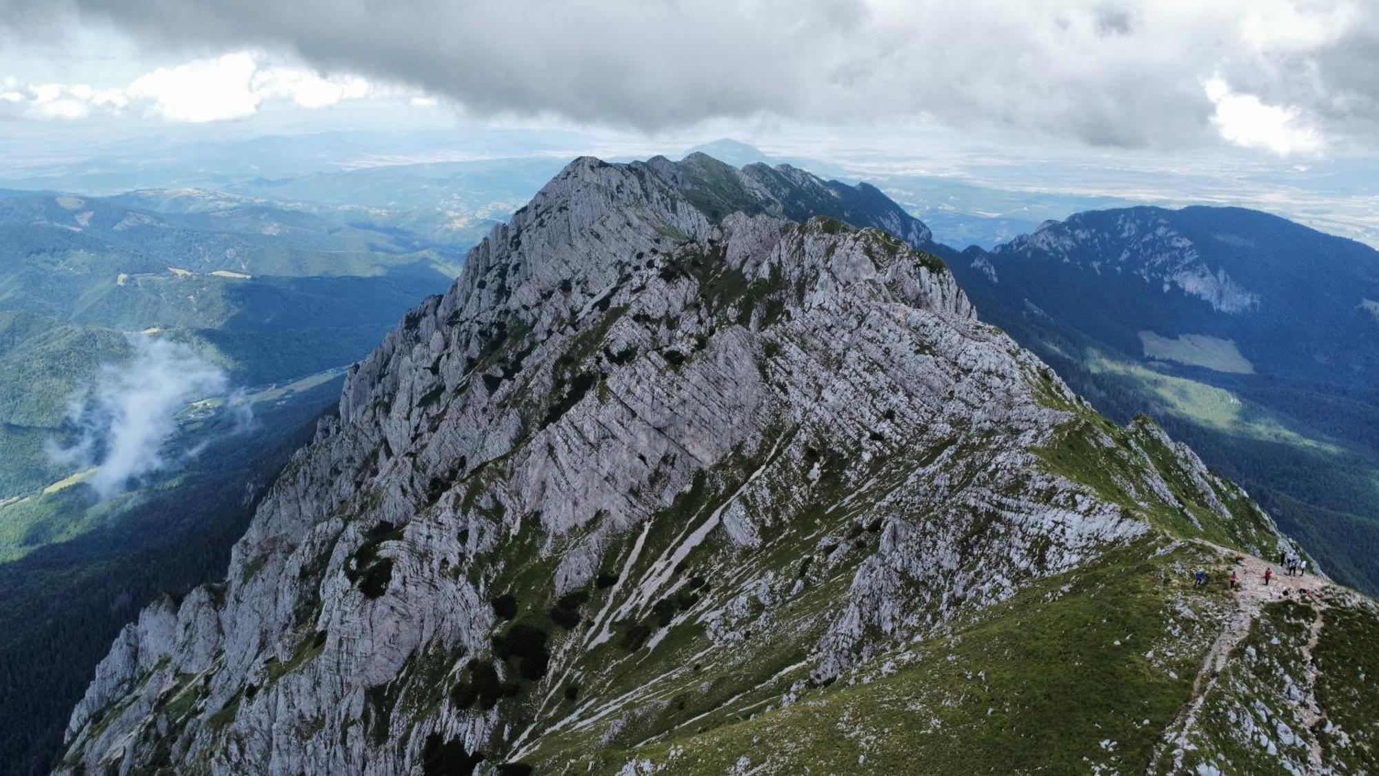 Pensiunea Kyfana Zărneşti Exterior foto